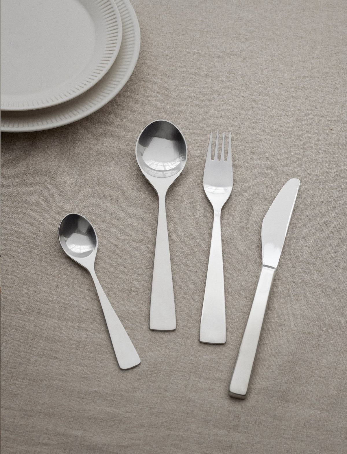 Stelton Maya 2000 Complete Collection — 48 Pieces / 12 People - stelton catalogue image 2
