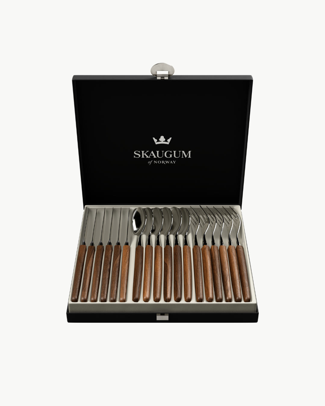 Skaugum Teak Handle collection