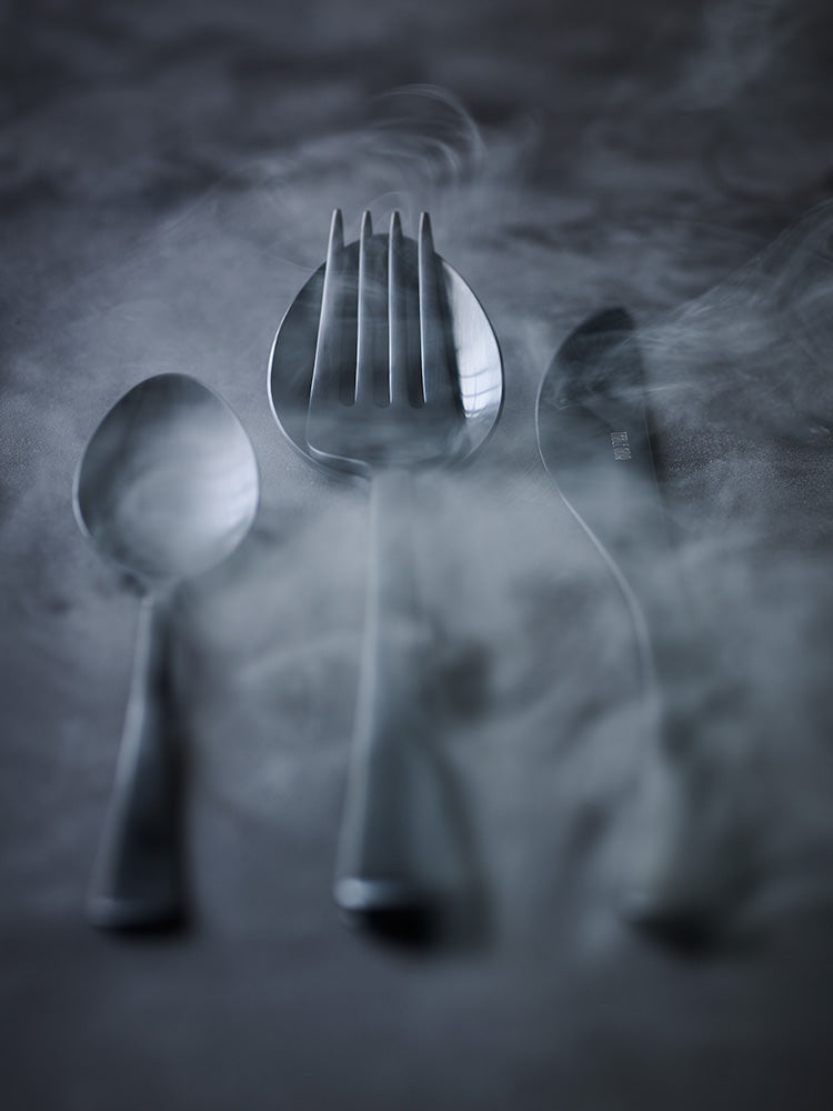 Table Noir for 108 — Noir Cutlery Set - image 4