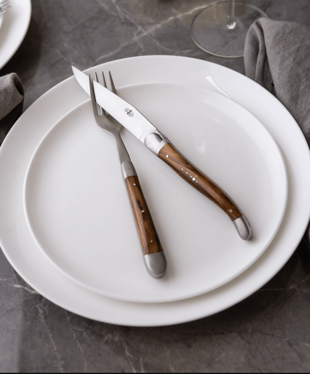 Forge de Laguiole Pistachio Table Knives — Set of 6 - image 5