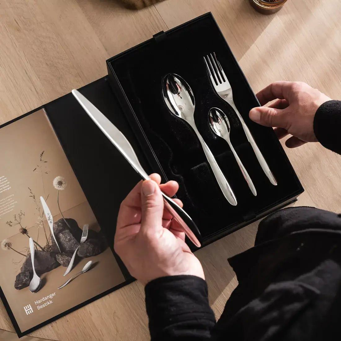 Hardanger Lykke Cutlery Set 24 Pieces