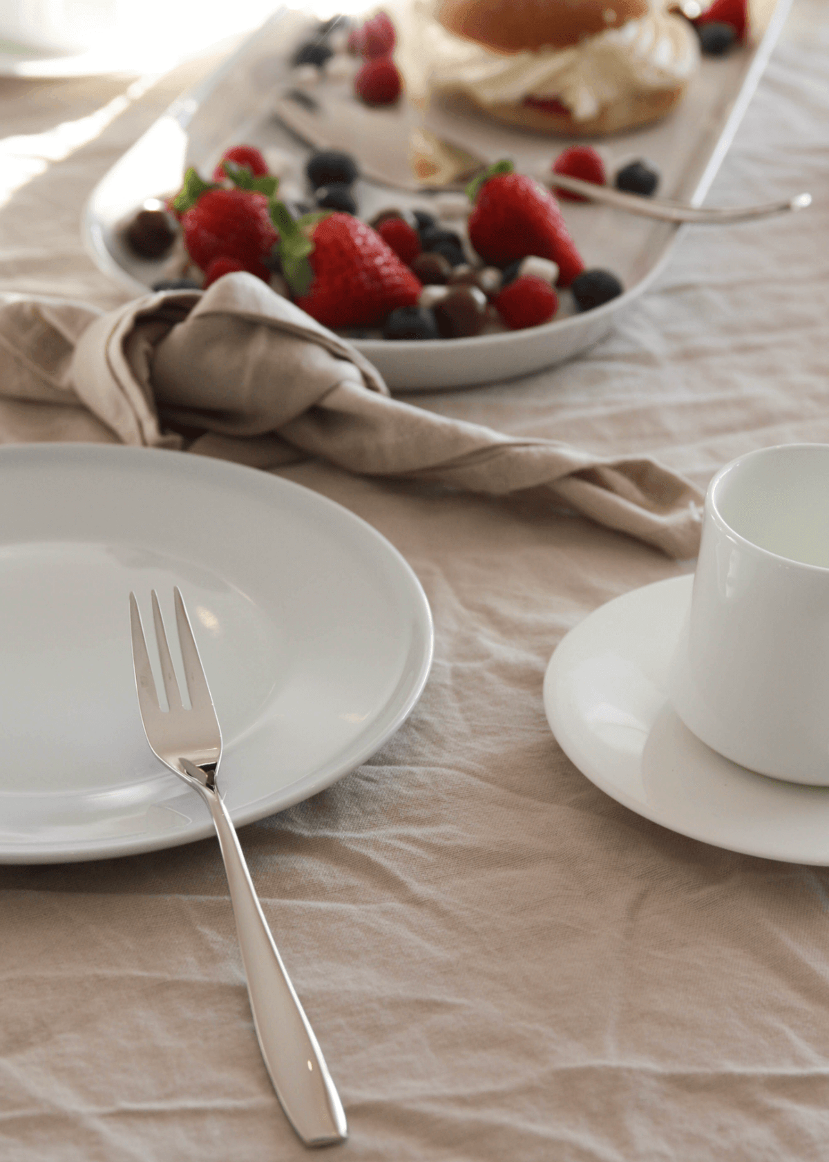 Hardanger Julie Cake Set