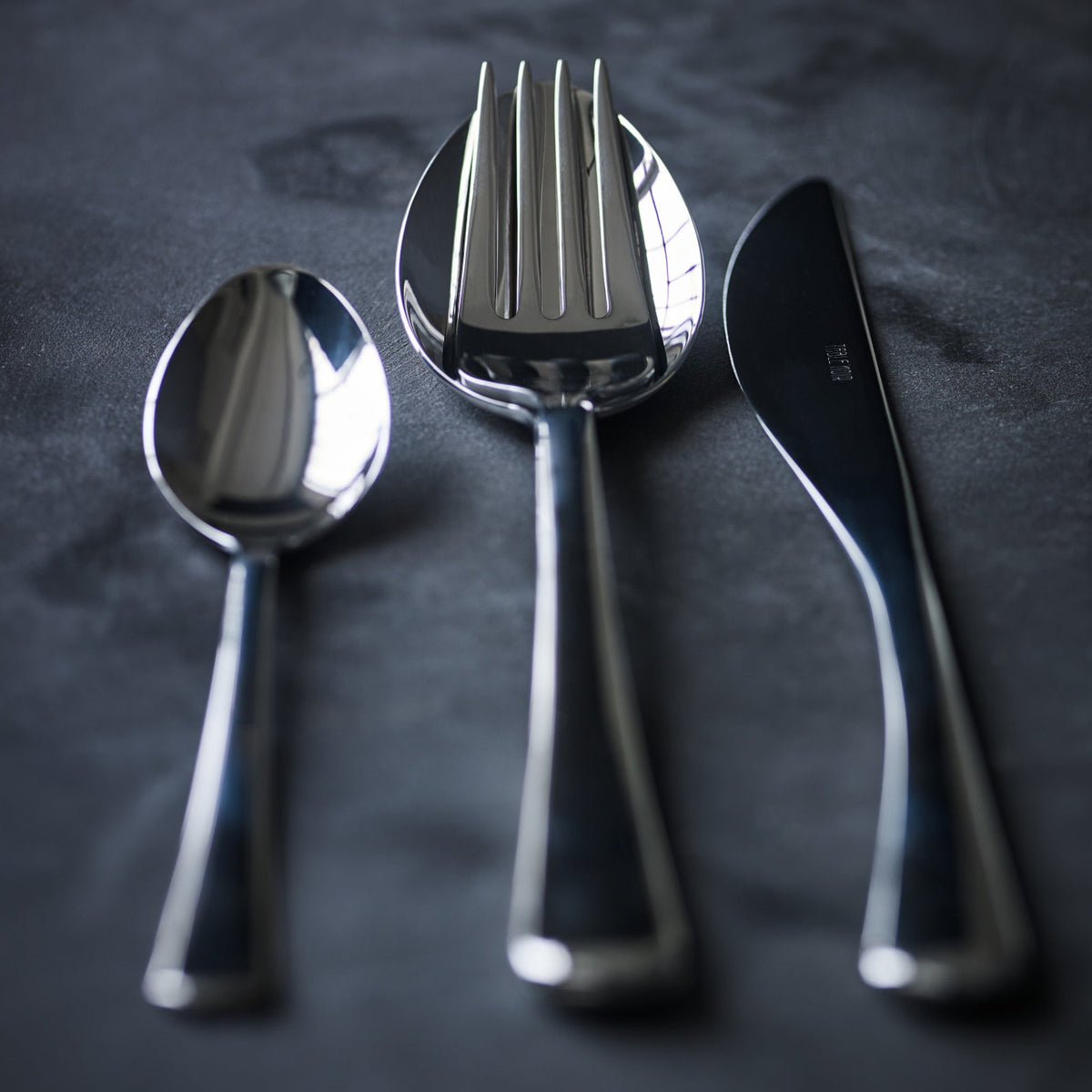 Table Noir for 108 — Brilliant Cutlery Set - image 5