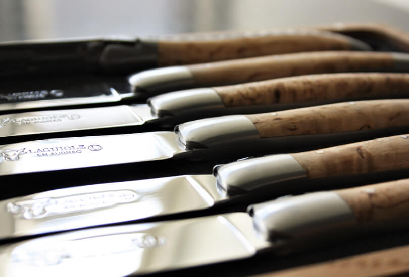 Laguiole en Aubrac Birchwood Table Knives - 6 Pieces - image 4