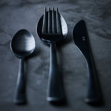 Table Noir for 108 — Noir Cutlery Set