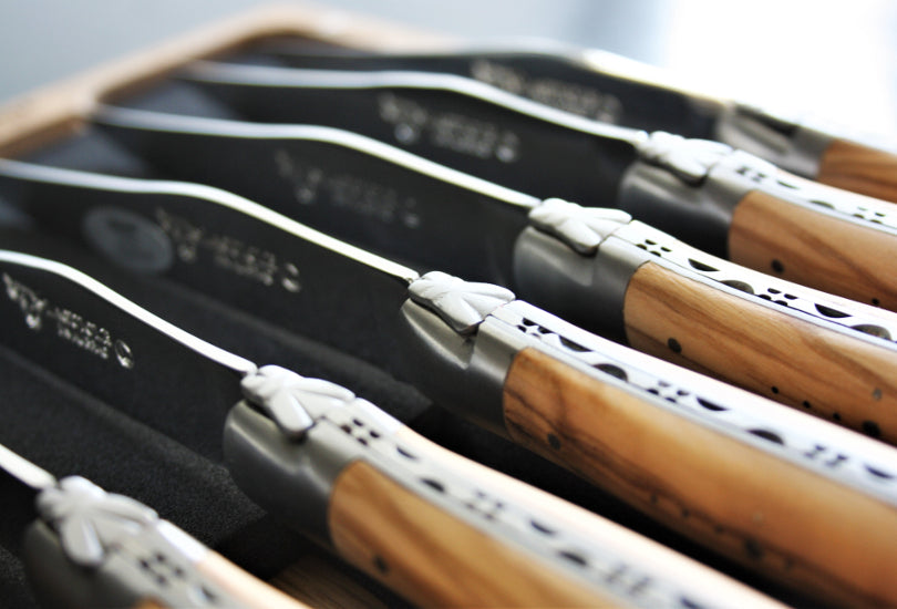 Laguiole en Aubrac Olivewood Table Knives - 6 Pieces - image 3